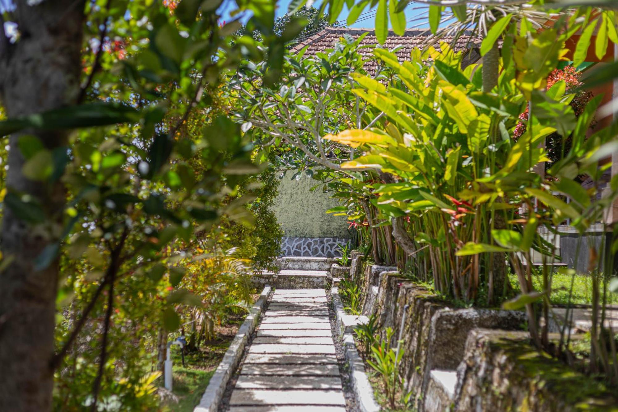 La Village Hill View Batumadeg Exterior photo
